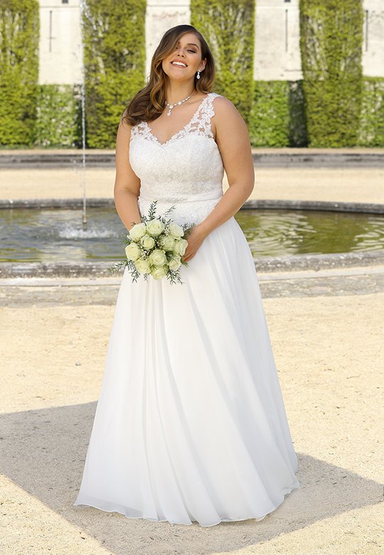 Hochzeitskleid, curvy, Brautkleid, grosse Grössen, Spitze, günstig, Bohemian, cool