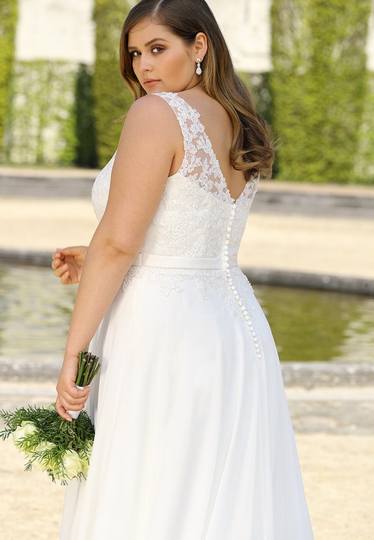 Hochzeitskleid, curvy, Brautkleid, grosse Grössen, Spitze, günstig, Bohemian, cool